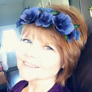 Meet your Posher, Carol